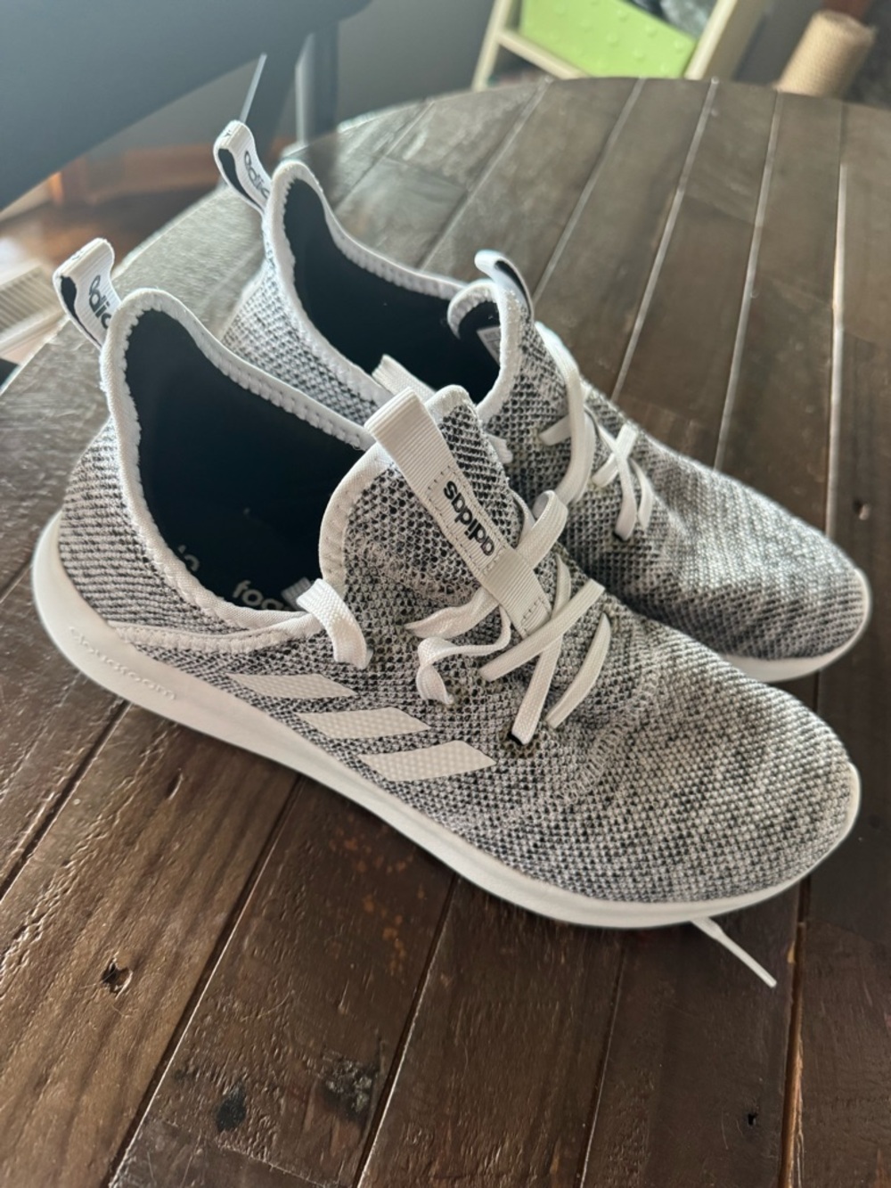 Adidas Cloudfoam Comfort Sneakers | Gray/White | Women’s Size 8